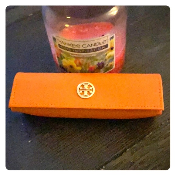 Tory Burch Orange Leather Eyeglass Case – Logo Snap Closure - Picture 2 of 5